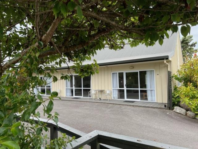 هوكيتيكا Jade Court Motel المظهر الخارجي الصورة