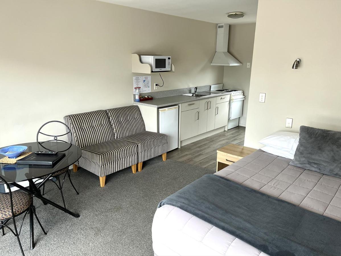 هوكيتيكا Jade Court Motel المظهر الخارجي الصورة